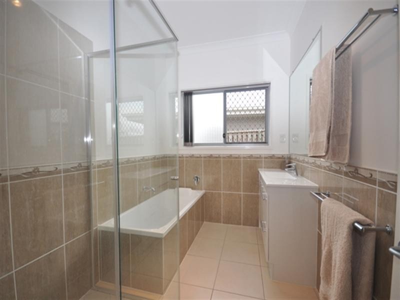 5 Crinum Court, Narangba QLD 4504