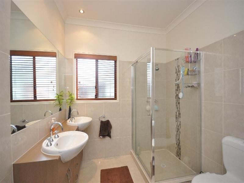 1164 Oakey Flat Road, Narangba QLD 4504