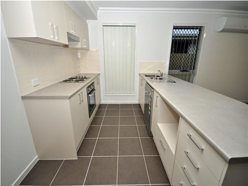 4 Gwenyth Court, Narangba QLD 4504