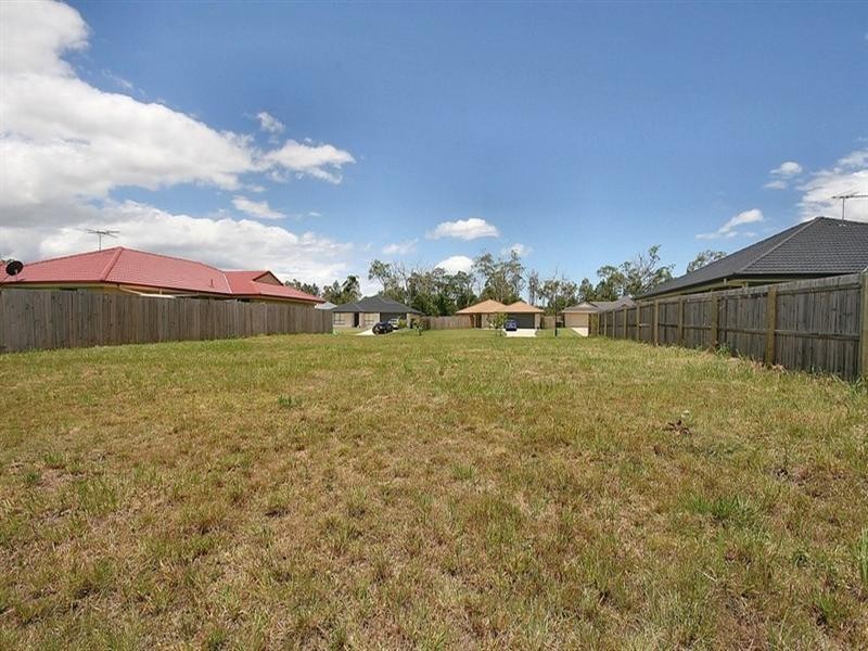 8 Eloise Place, Burpengary QLD 4505