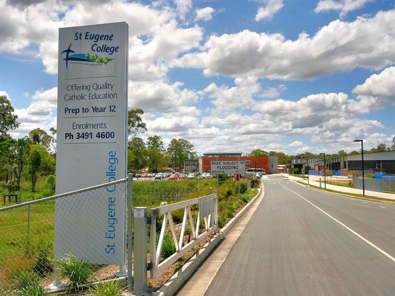 8 Eloise Place, Burpengary QLD 4505