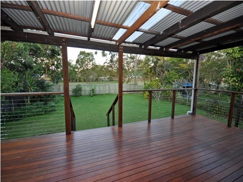 35 Redbank Road, Redcliffe QLD 4020