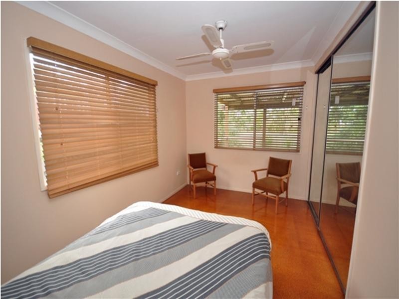 35 Redbank Road, Redcliffe QLD 4020