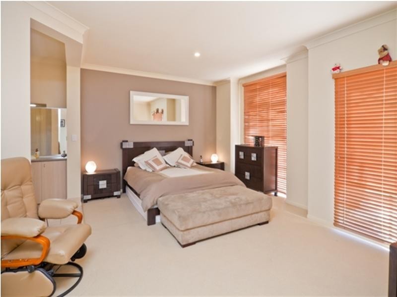 8 Bendee Court, Narangba QLD 4504