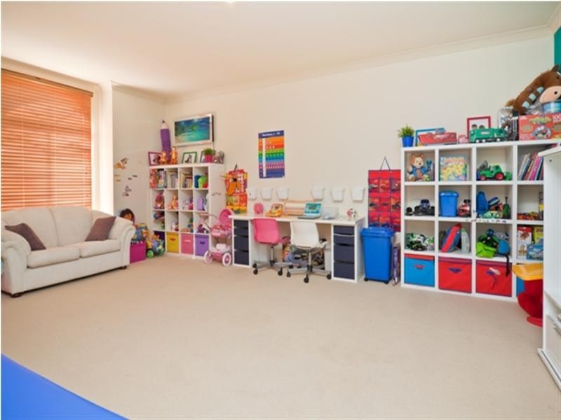 8 Bendee Court, Narangba QLD 4504