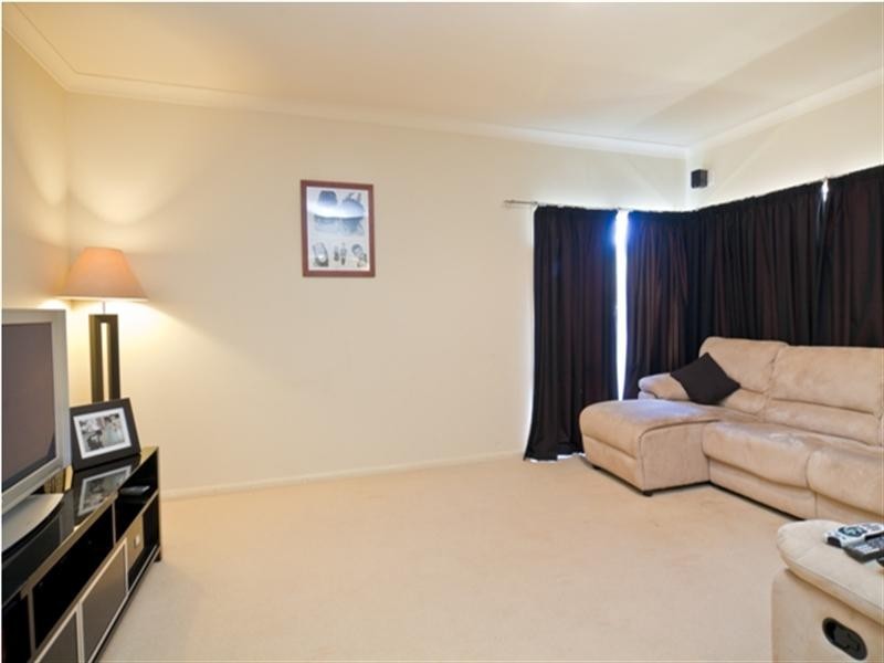 8 Bendee Court, Narangba QLD 4504