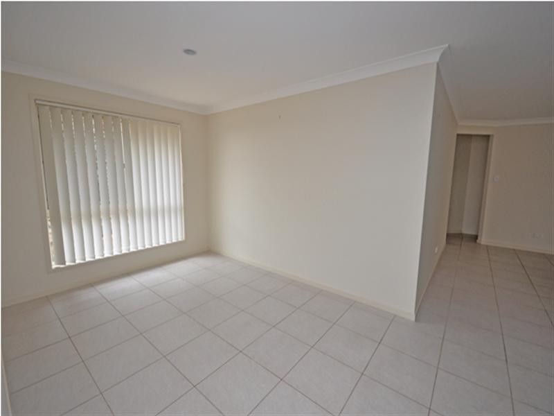 3 Lennon Boulevard, Narangba QLD 4504