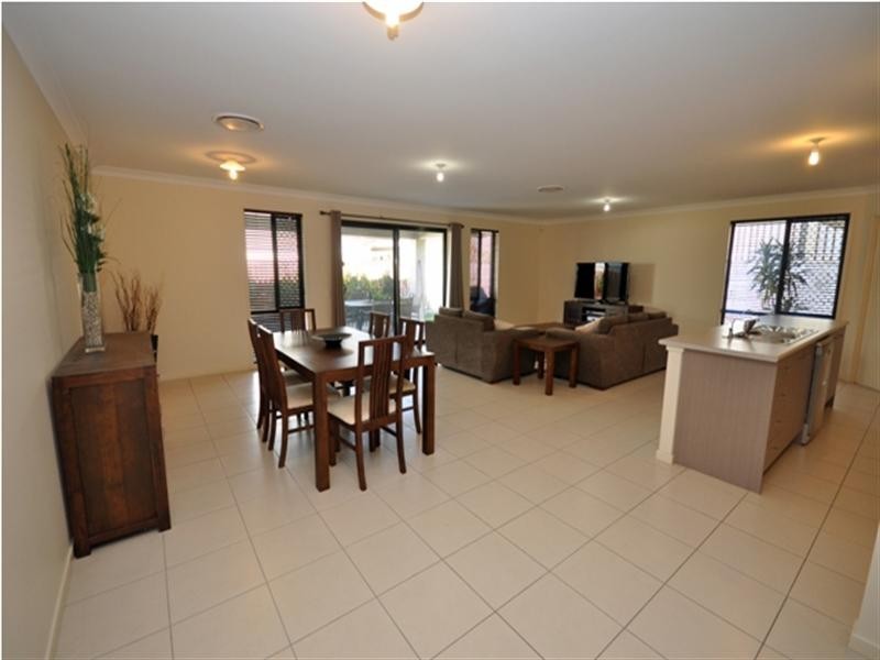 12 Toona Court, Narangba QLD 4504