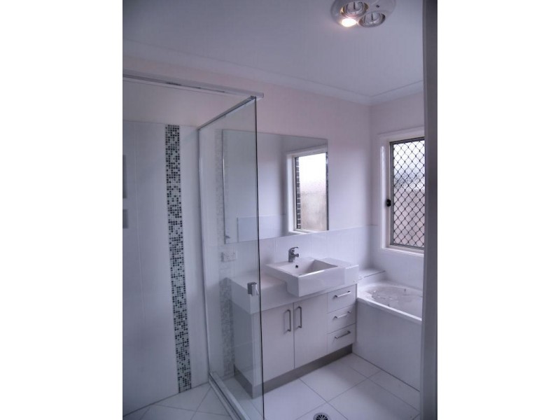 214 MacDonald Drive, Narangba QLD 4504