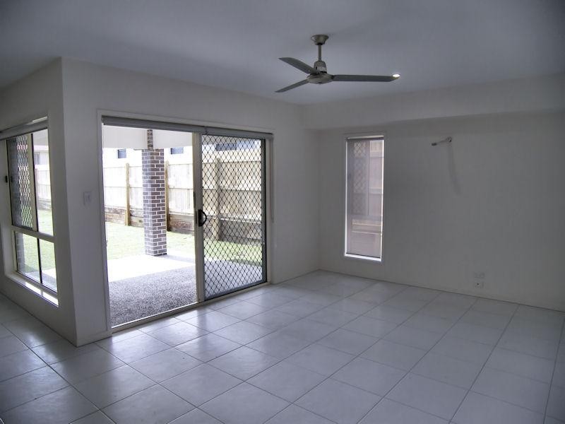 214 MacDonald Drive, Narangba QLD 4504