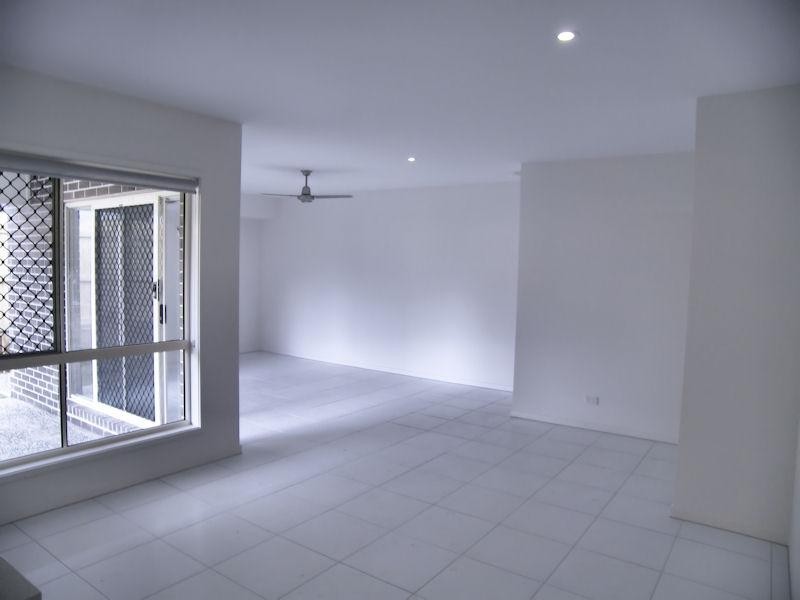 214 MacDonald Drive, Narangba QLD 4504