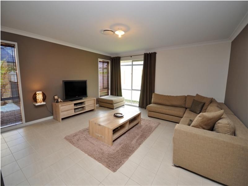 12 Shrike Court, Narangba QLD 4504