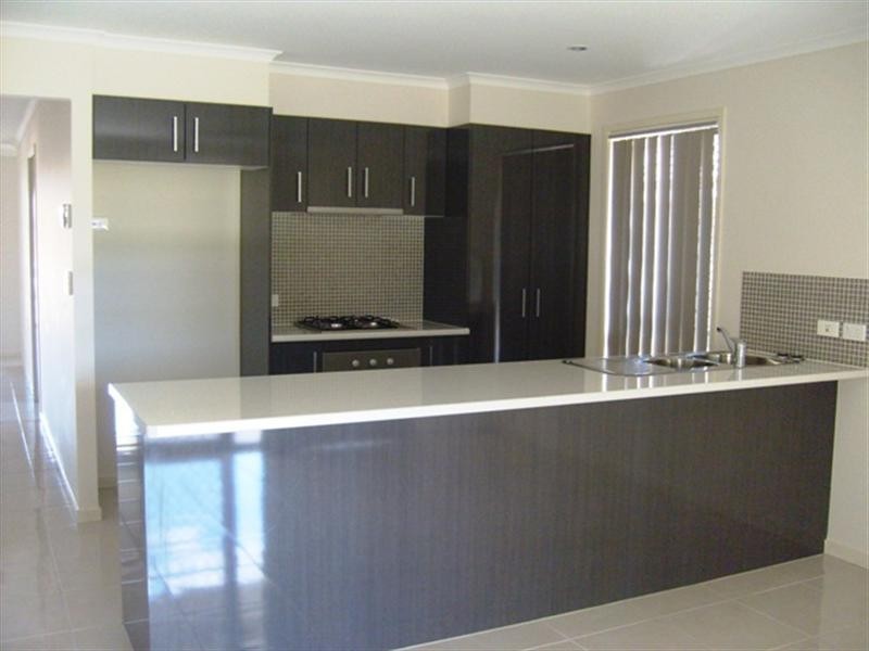 6 Gwenyth Court, Narangba QLD 4504