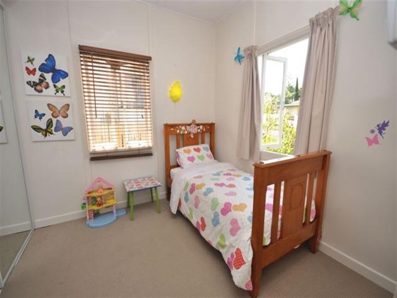 7 Joseph Street, Margate QLD 4019