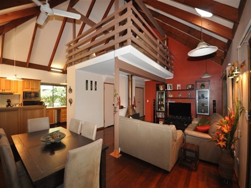 1079 Oakey Flat Road, Narangba QLD 4504