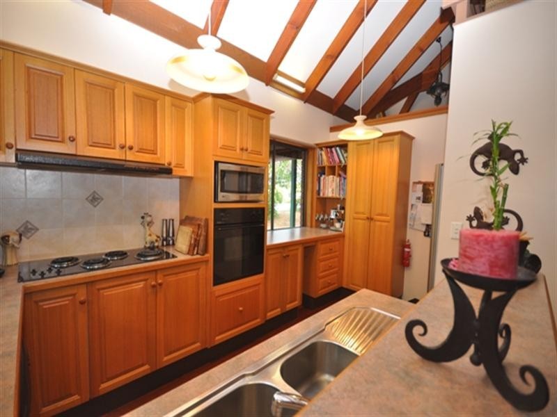 1079 Oakey Flat Road, Narangba QLD 4504