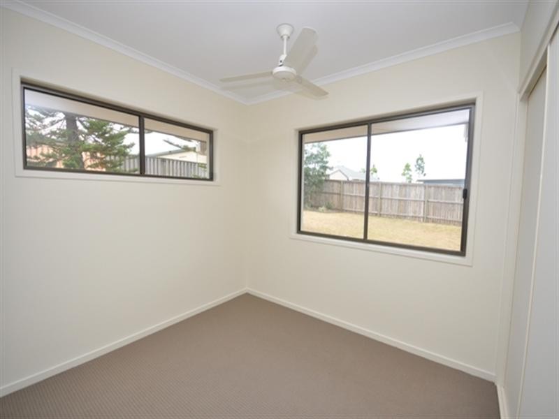 1/3 Barambah Place, Narangba QLD 4504