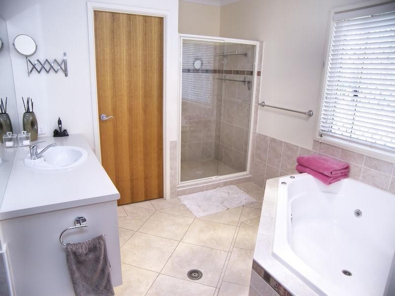 12 Peppertree Court, Narangba QLD 4504