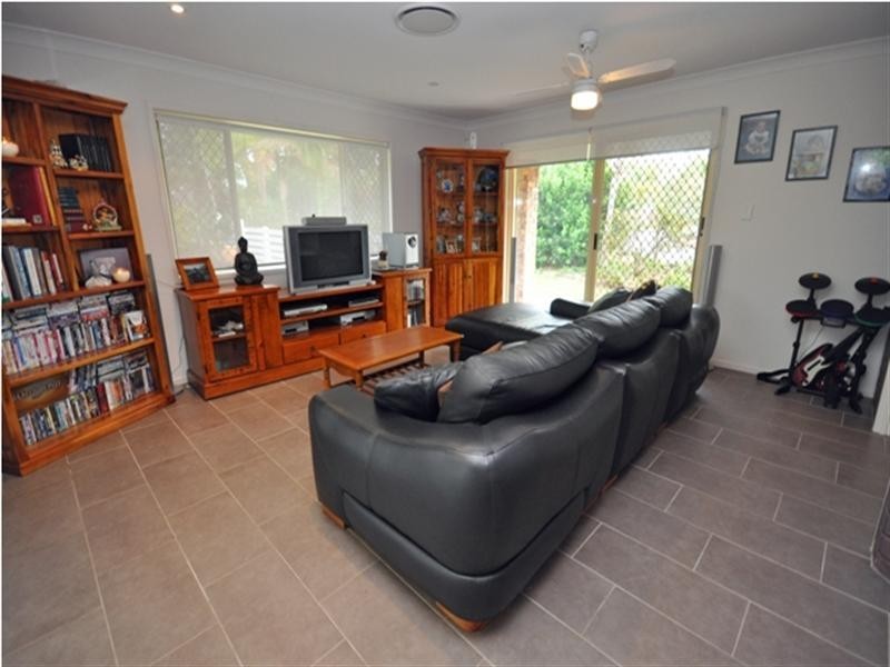 33 Morrison Street, Narangba QLD 4504