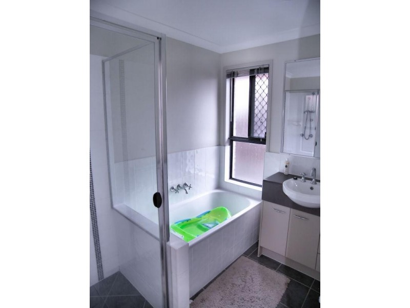 75 Macdonald Drive, Narangba QLD 4504