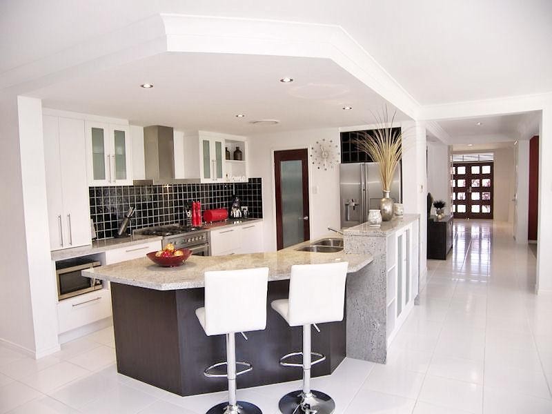 17 Peppertree Court, Narangba QLD 4504