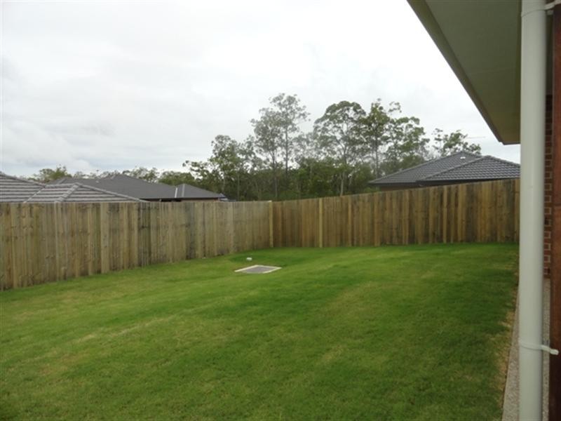 4 Smudgee Close, Narangba QLD 4504
