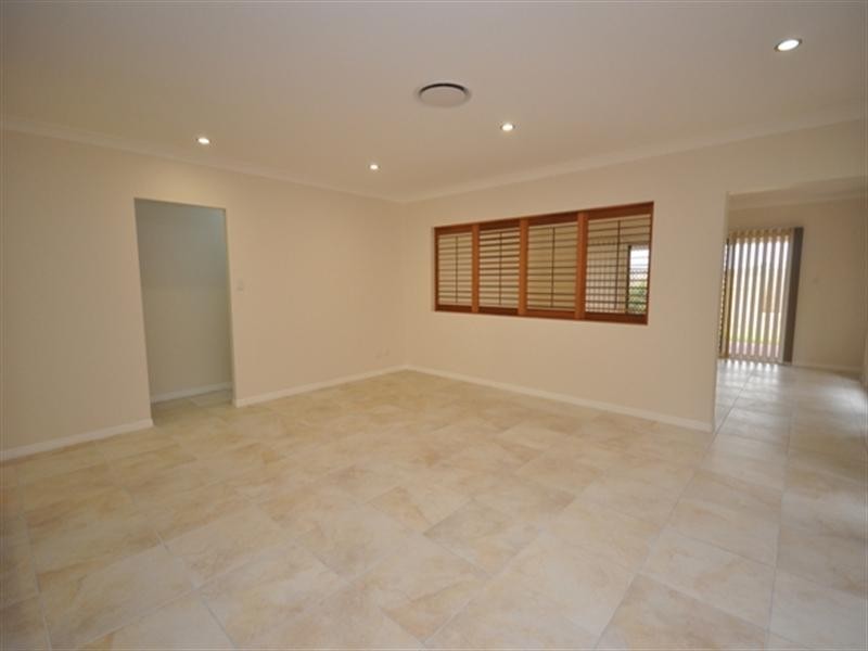 62 Rolland Parade, Warner QLD 4500