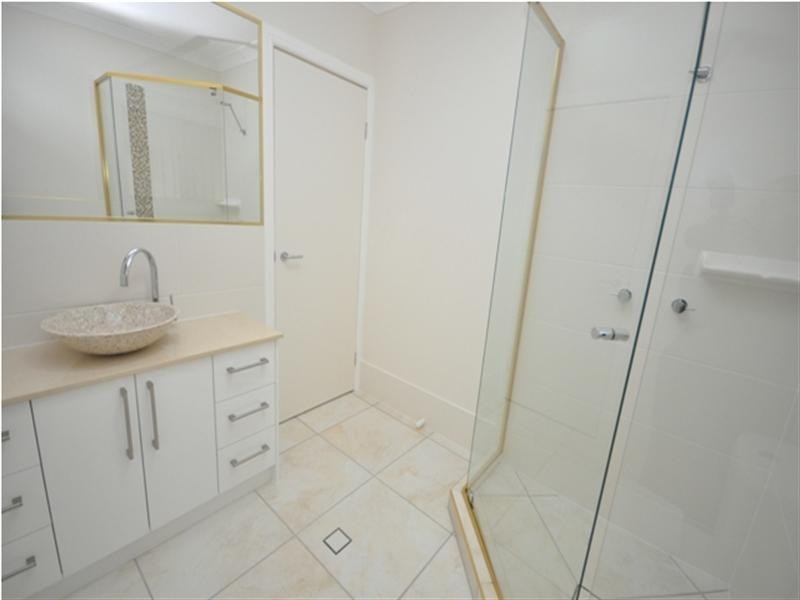 62 Rolland Parade, Warner QLD 4500