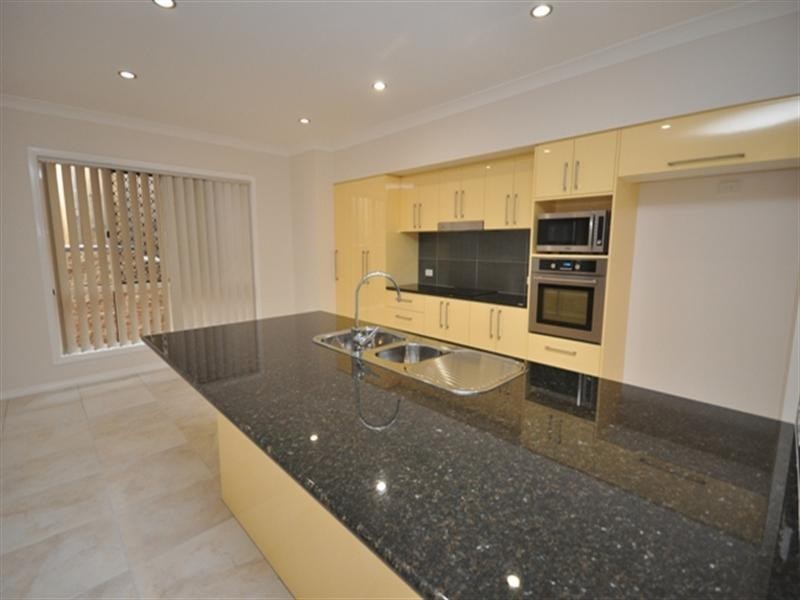 62 Rolland Parade, Warner QLD 4500