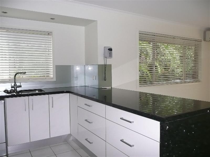 54 Hill Parade, Clontarf QLD 4019