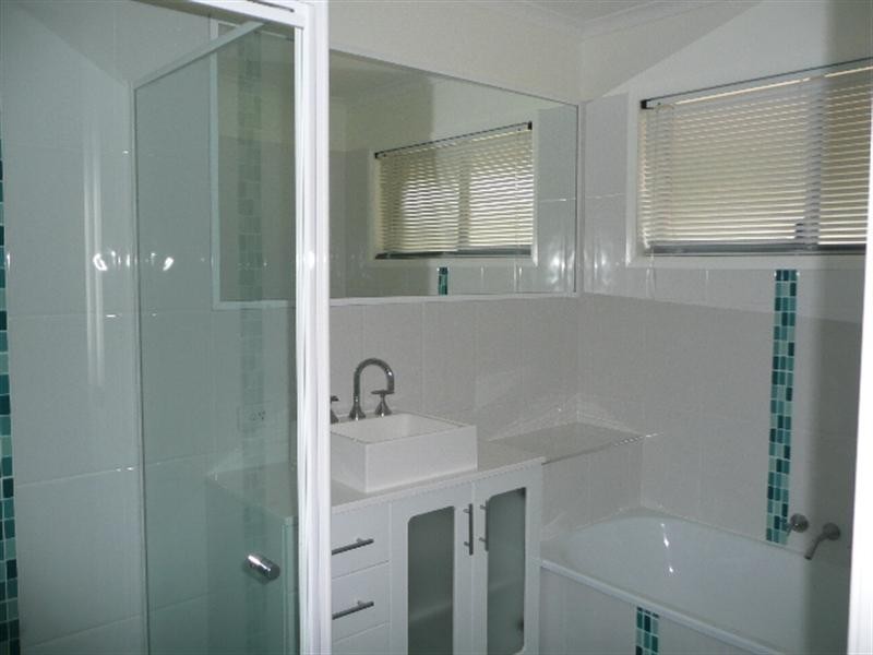 54 Hill Parade, Clontarf QLD 4019