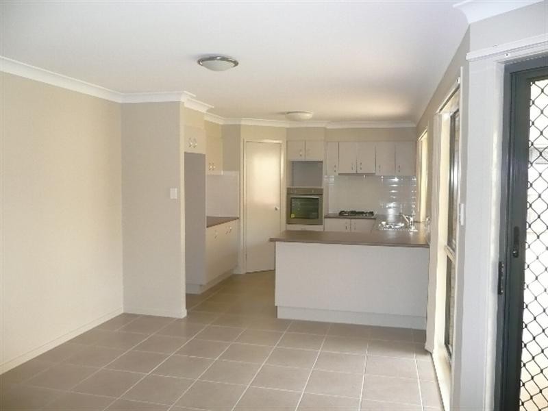 15 Lennon Boulevard, Narangba QLD 4504