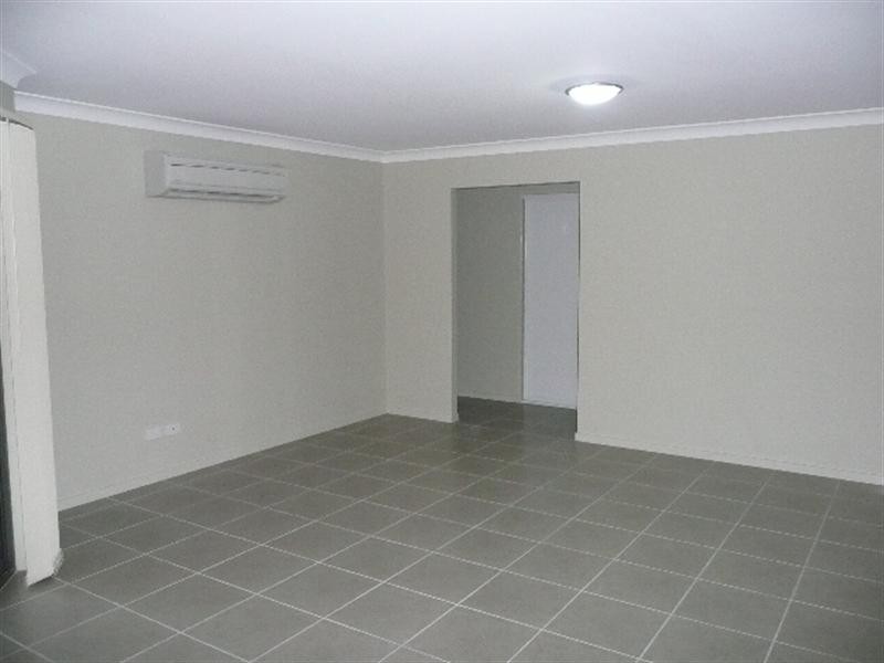 15 Lennon Boulevard, Narangba QLD 4504