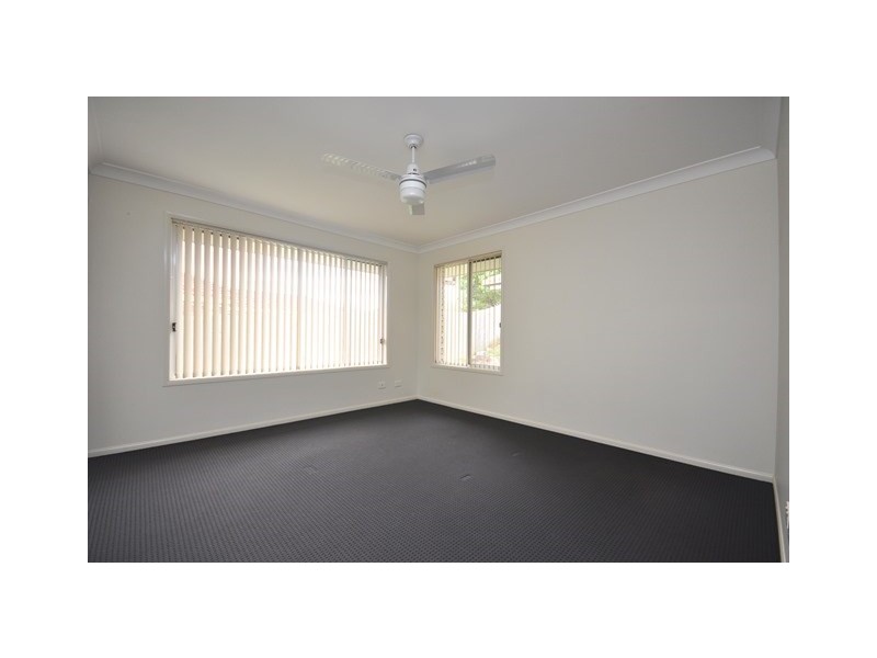 10 Valleyview Street, Narangba QLD 4504