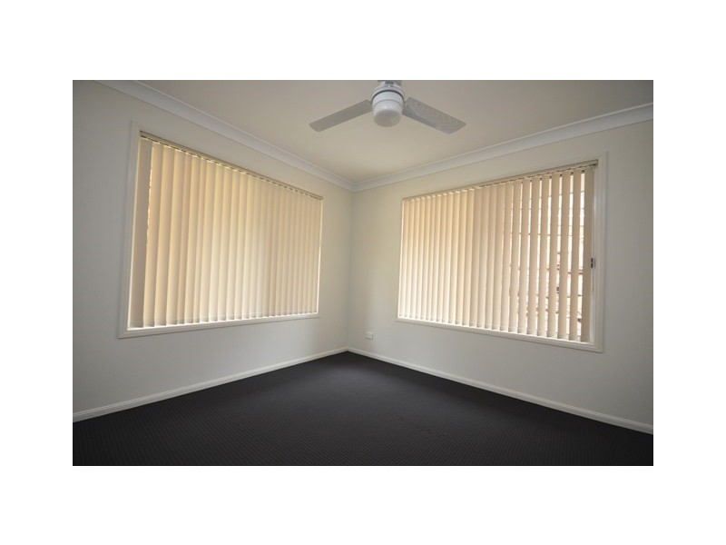 10 Valleyview Street, Narangba QLD 4504