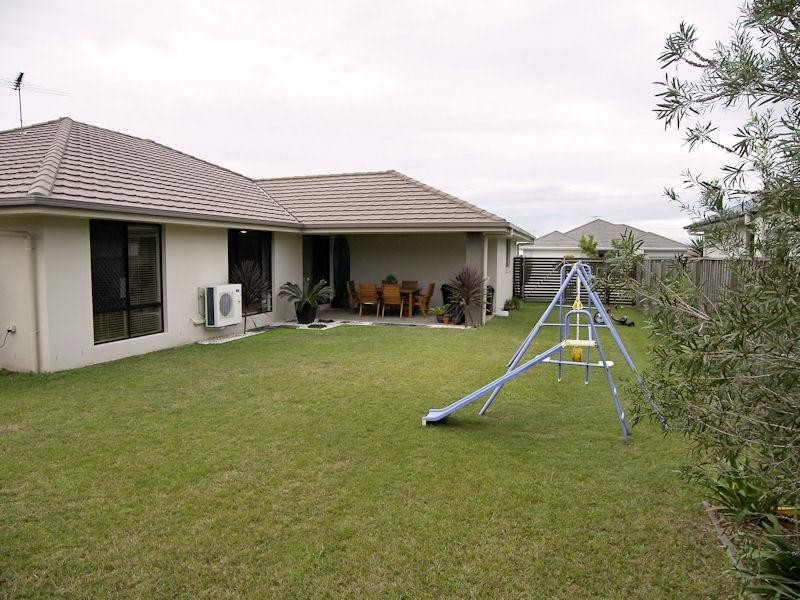 4 Angophora Close, Narangba QLD 4504