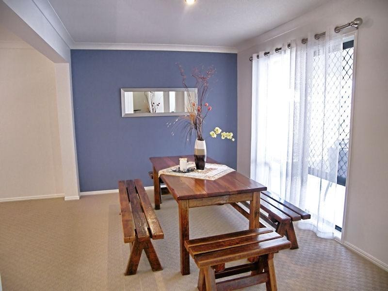 27 Wedgetail Circuit, Narangba QLD 4504