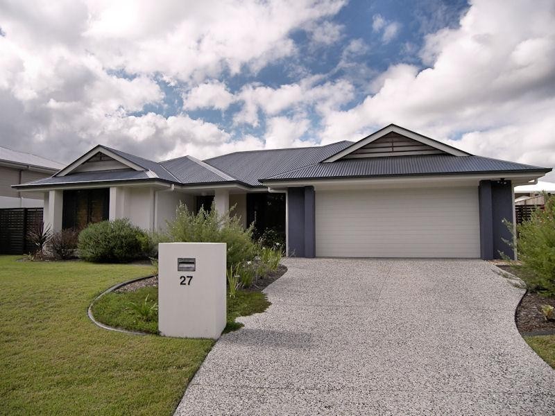 27 Wedgetail Circuit, Narangba QLD 4504