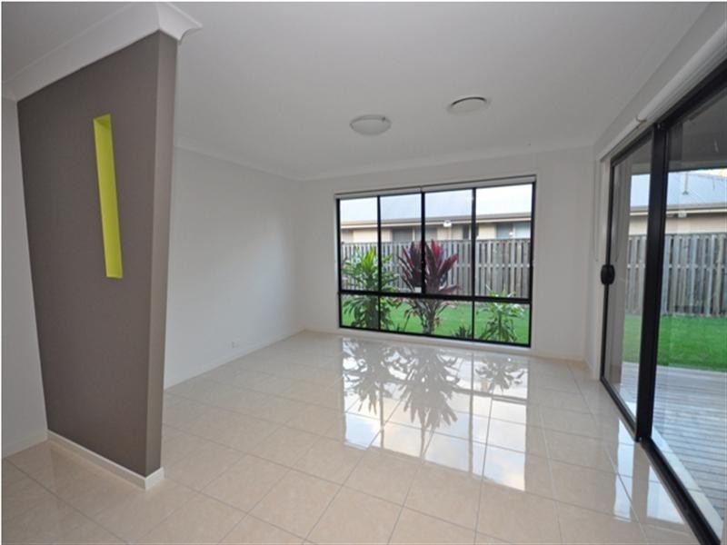 10 King Parrot Close, Narangba QLD 4504