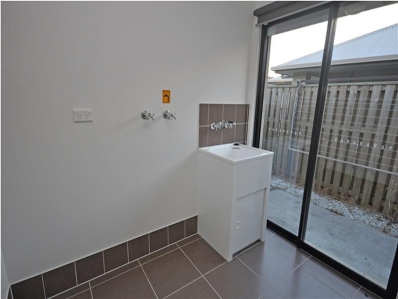 10 King Parrot Close, Narangba QLD 4504