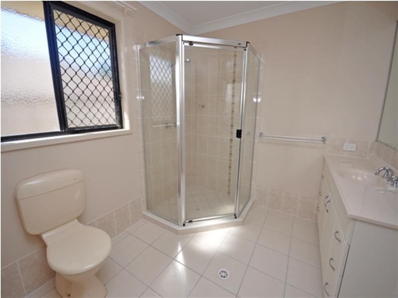 2 Melissa Place, Deception Bay QLD 4508