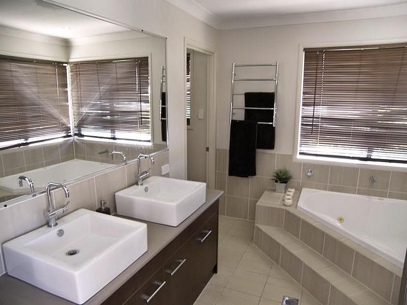 8 Grace Mac Court, Narangba QLD 4504