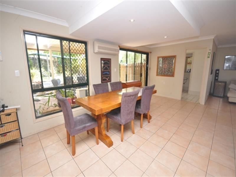 16 Kilmarnock Court, Narangba QLD 4504