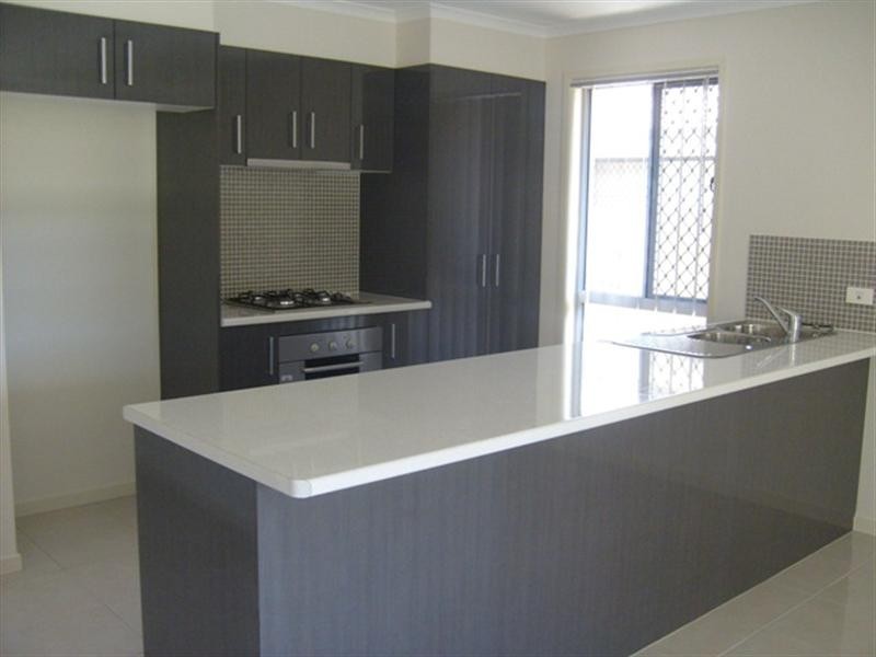 6 Gwenyth Court, Narangba QLD 4504