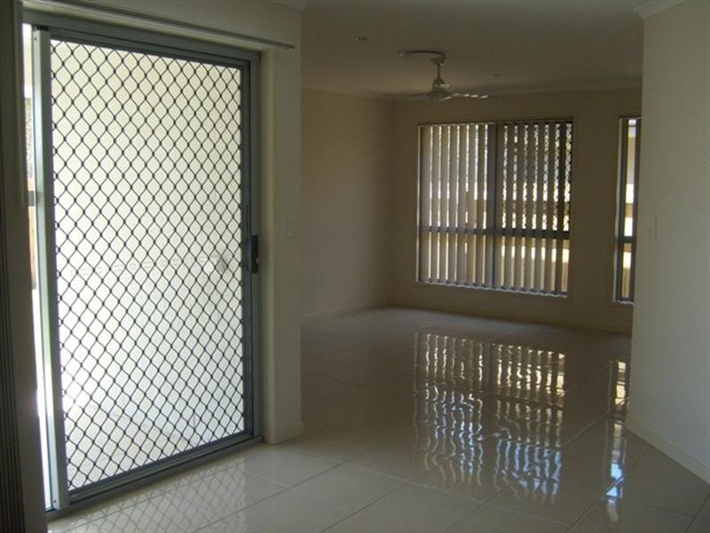 6 Gwenyth Court, Narangba QLD 4504