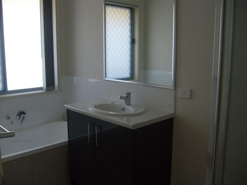 6 Gwenyth Court, Narangba QLD 4504