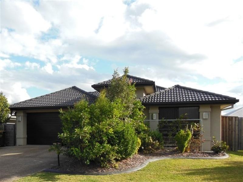 102 Creekside Drive, Narangba QLD 4504