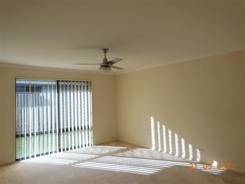 102 Creekside Drive, Narangba QLD 4504