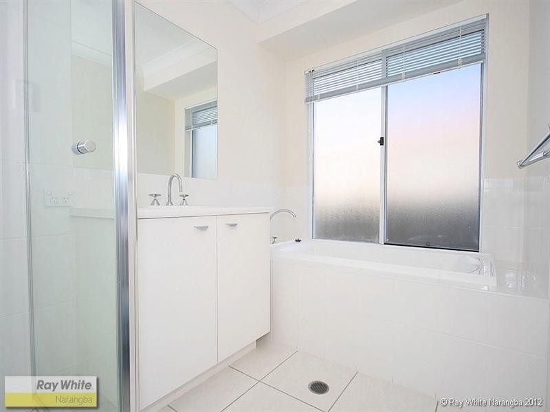 33 Desmond Street,, Narangba QLD 4504