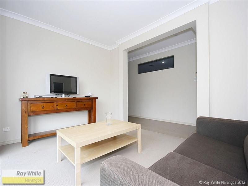 16 Seabiscuit Crescent, Kallangur QLD 4503